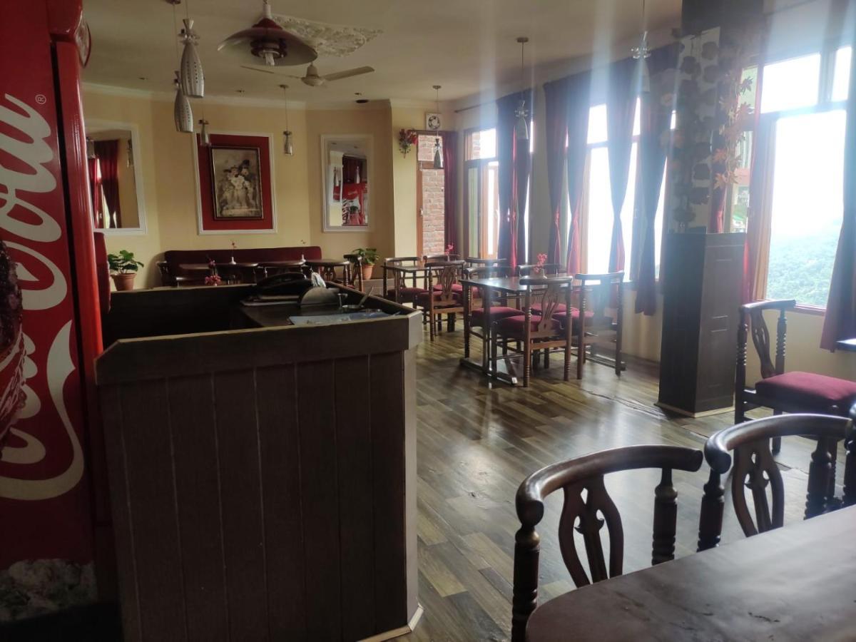 Hotel Amandeep Dharamshala Ngoại thất bức ảnh
