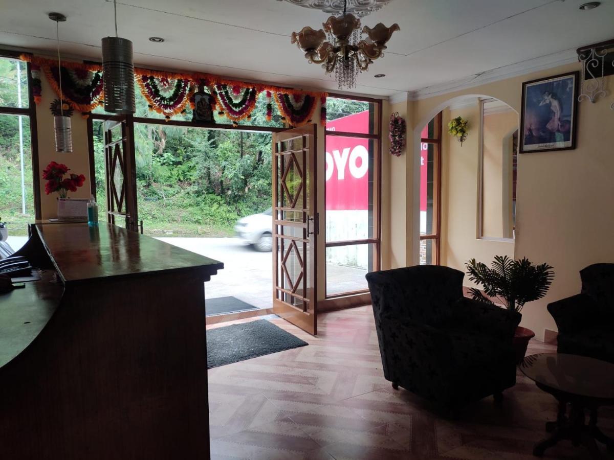 Hotel Amandeep Dharamshala Ngoại thất bức ảnh